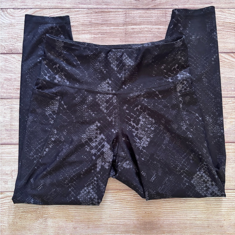 Old Navy Snake print leggings
